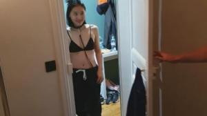 Bokep Indo Saudara Tiriku Ingin Aku Menidurinya Dengan Keras